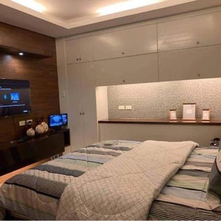 J Spazio Apartelle And Cafe Baranghauon エクステリア 写真